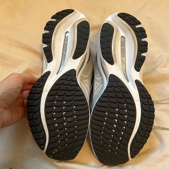 Mizuno Rave Rider 26 - Picture 3 of 3